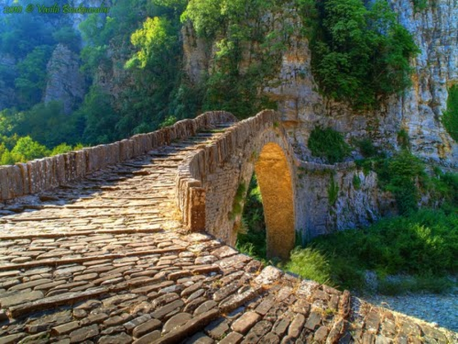 Χριστούγεννα στα Γιάννενα - Ζαγοροχώρια - Τζουμέρκα - 4 μέρες 375€